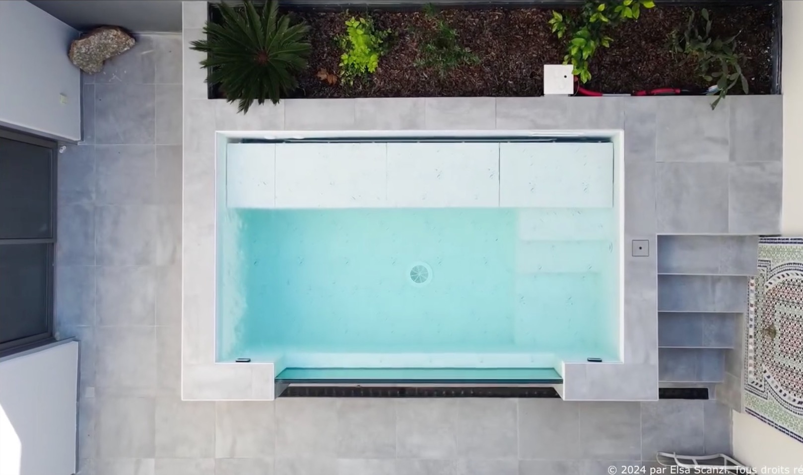 Mini piscine Scanzi en vue d'oiseau.