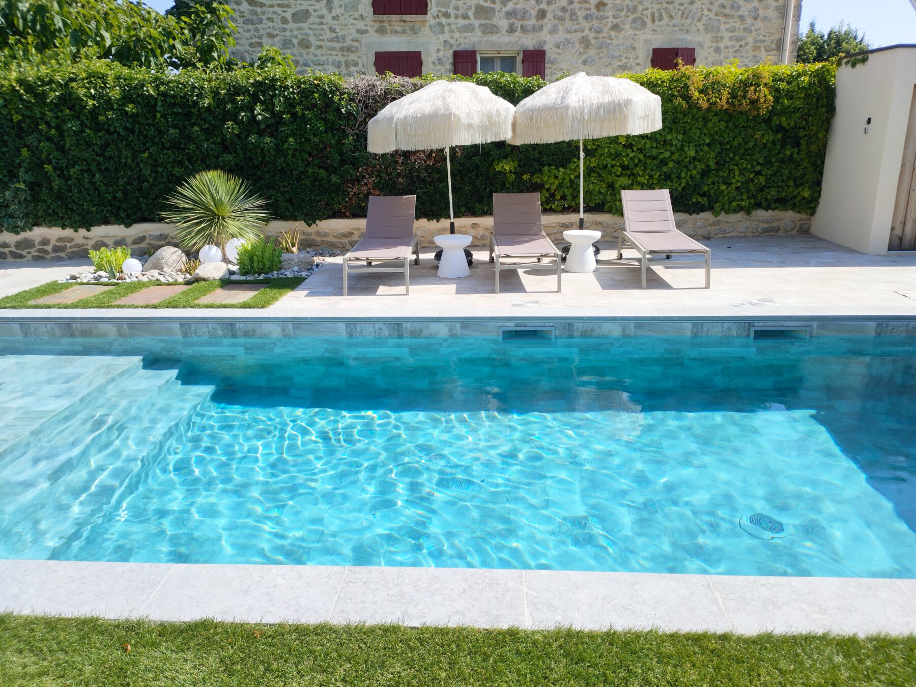 tons pastels sous le soleil_03 piscine Moussac