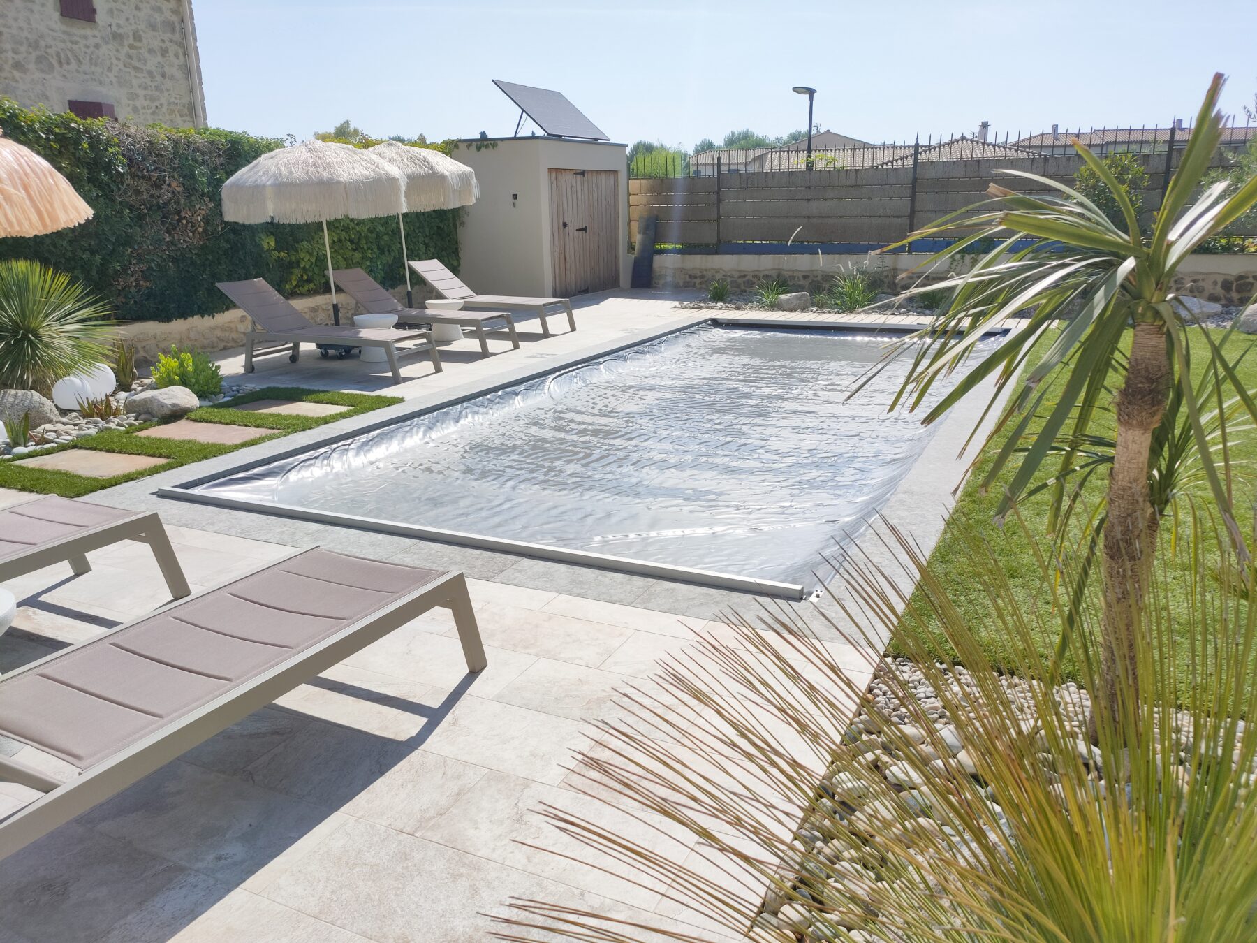 tons pastels sous le soleil_04 piscine Moussac