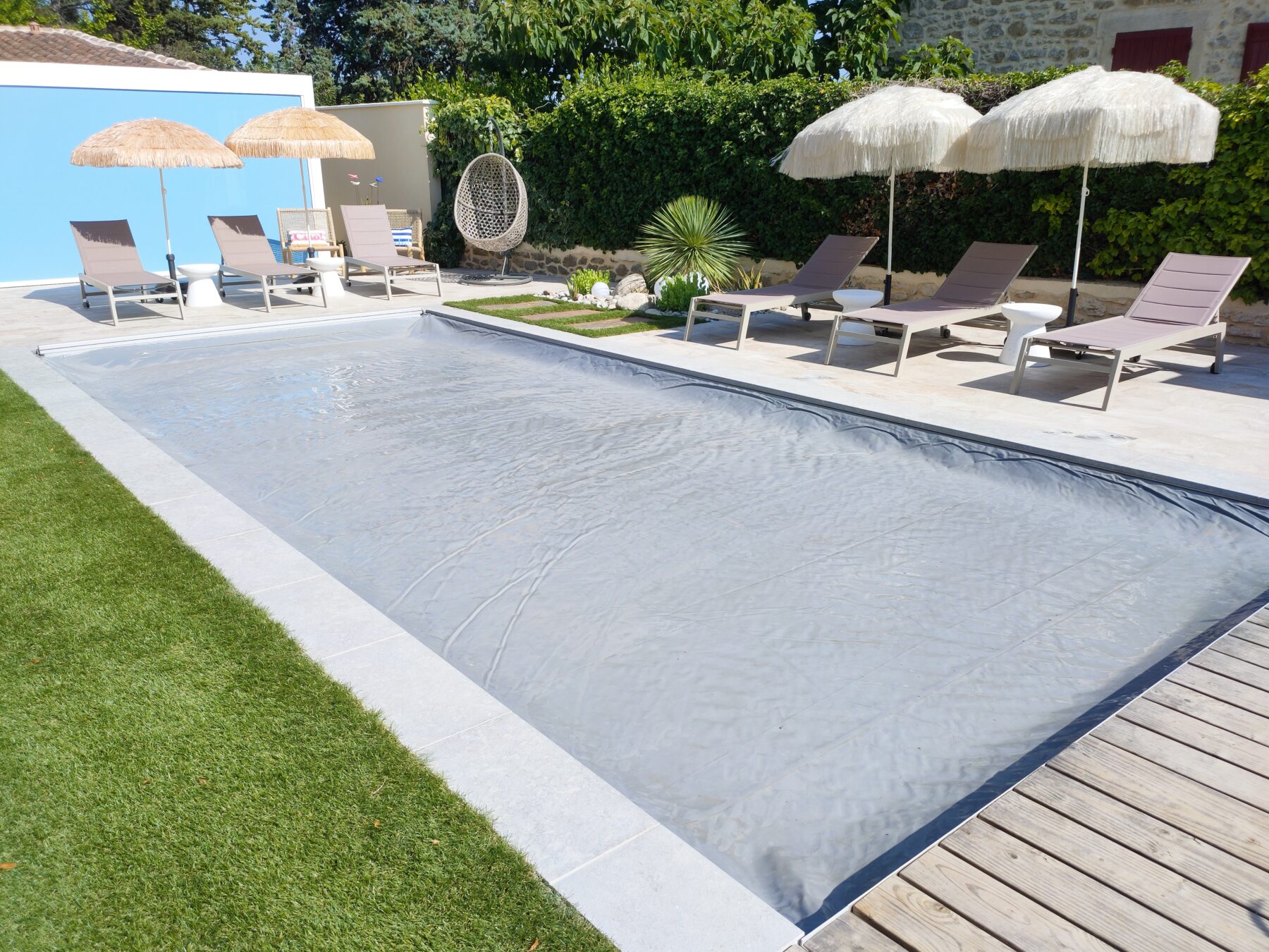 tons pastels sous le soleil_01 piscine Moussac