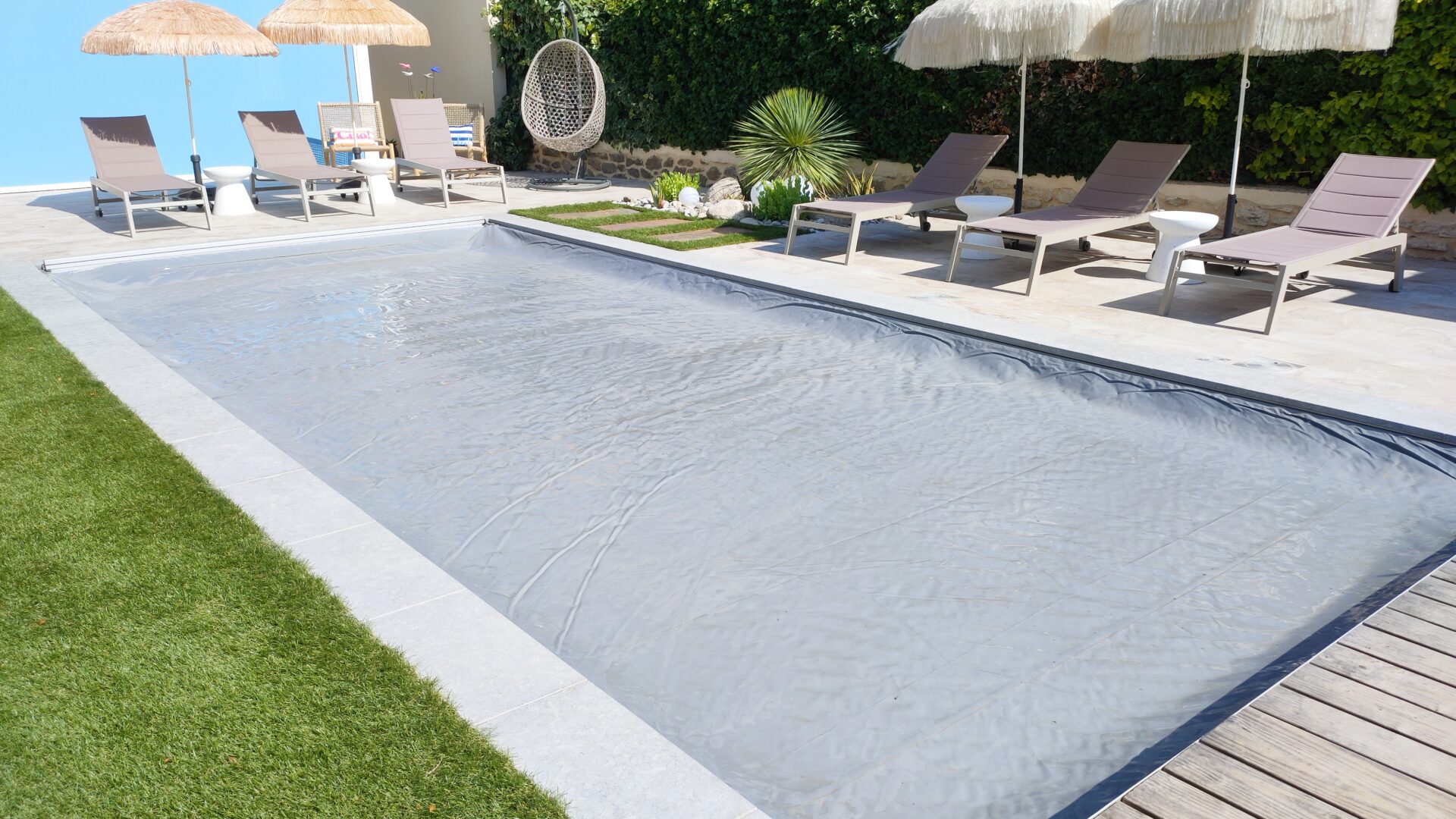 tons pastels sous le soleil_01 piscine Moussac